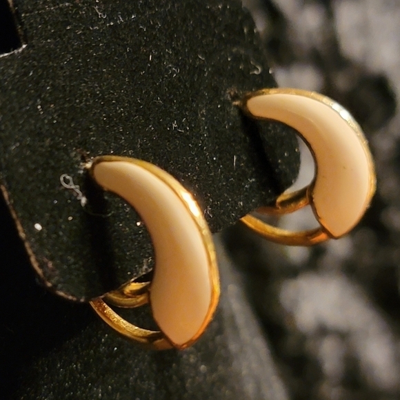 Vintage Goldtone and Cream Enamel Moon Hoop Pierced Earrings - Picture 1 of 5